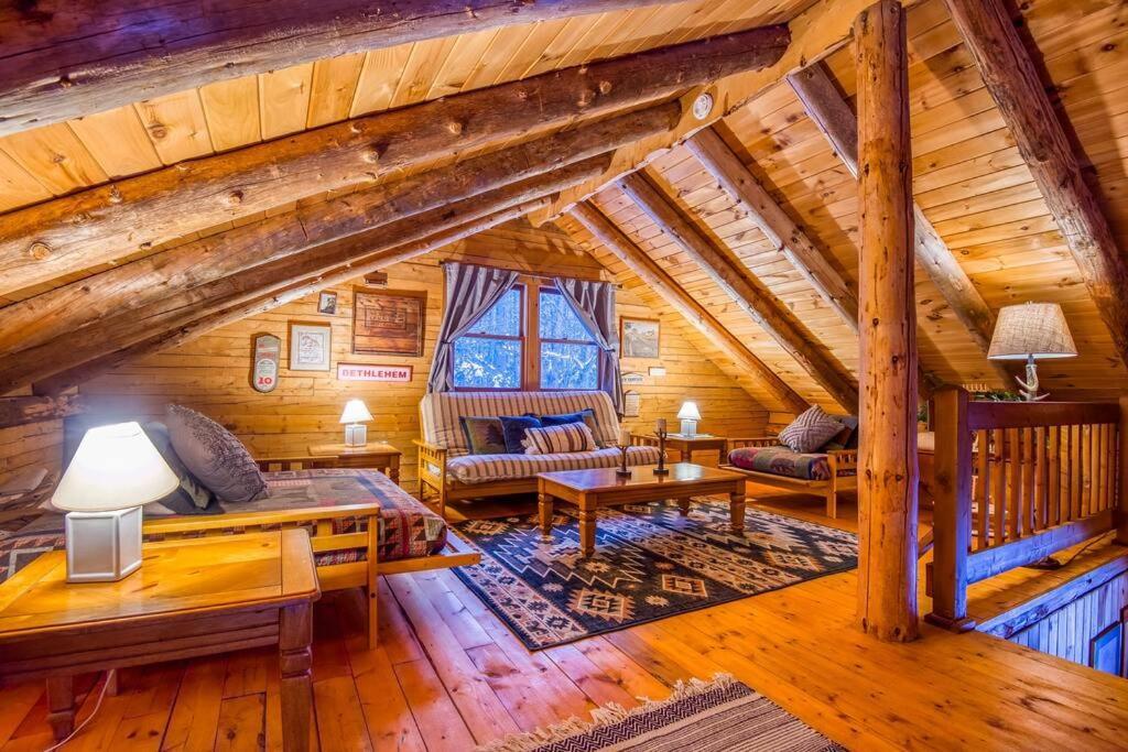 Family-Focused & Pet-Friendly Log Cabin With 4Br 2Ba Sleeps 10 Bethlehem Ngoại thất bức ảnh